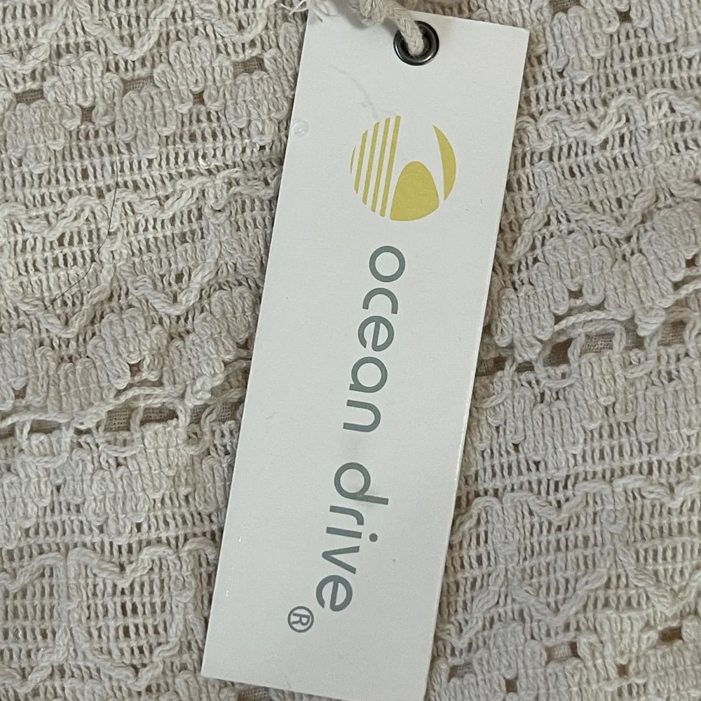 Ocean Drive Cream Colored Ruffled Shorts - Picture 8 of 9